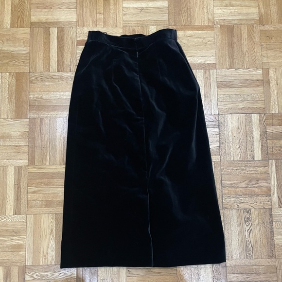 Vintage Celine velvet skirt size 40 - Picture 4 of 4